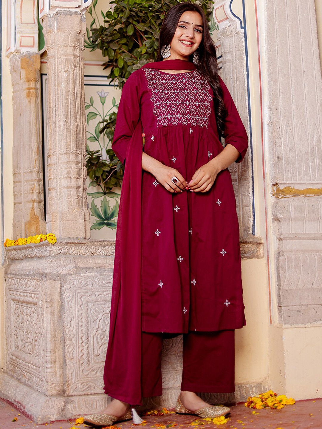 

VASVI Embroidered Regular Zardozi Kurta with Harem Pant & Dupatta, Burgundy