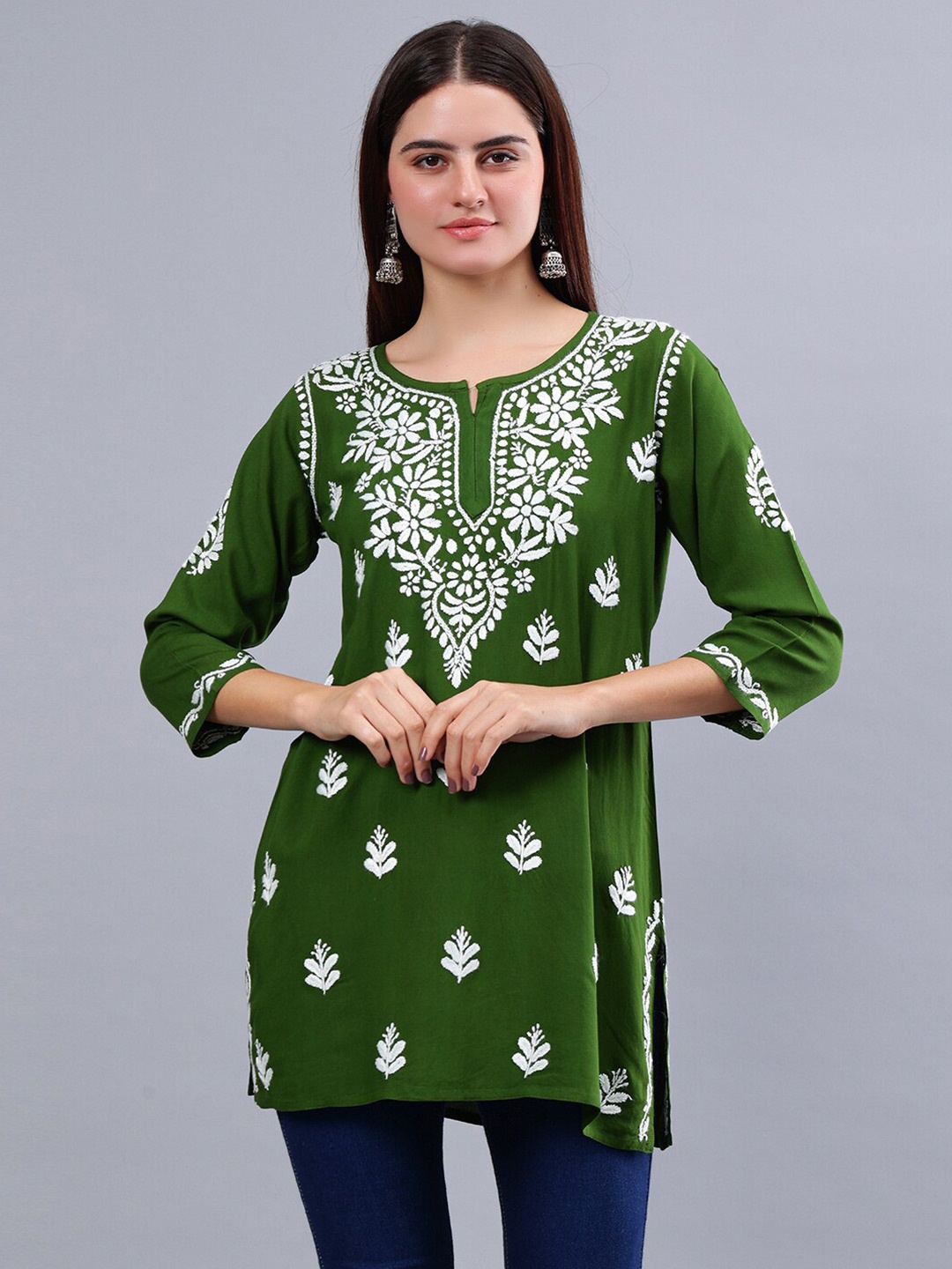 

Seva Chikan Ethnic Motifs Round Neck Embroidered Chikankari Kurti, Green