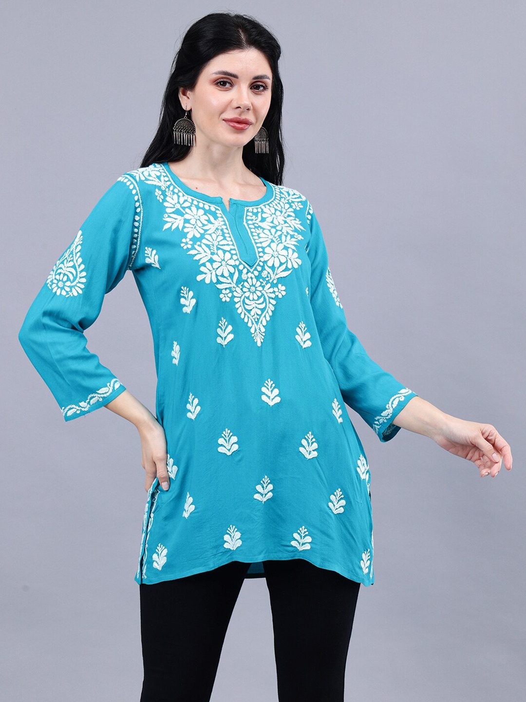 

Seva Chikan Ethnic Motifs Embroidered Lucknowi Chikankari Kurti, Turquoise blue