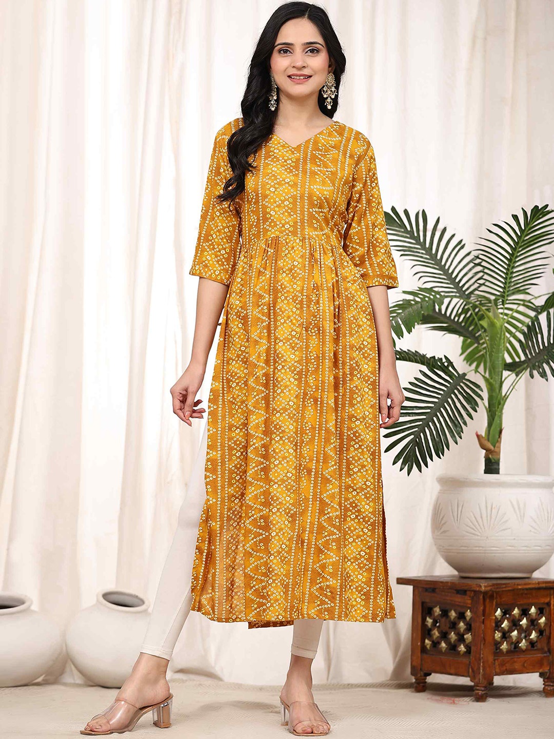 

TextileNow Bandhani Printed A-line Kurta, Yellow