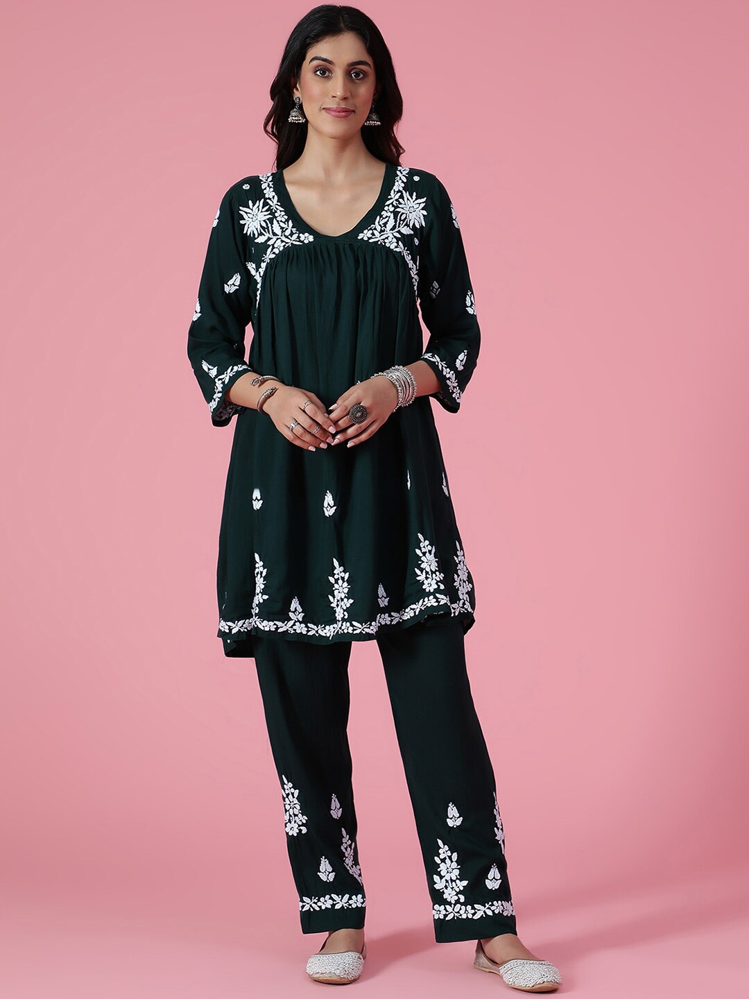 

House of Chikankari Floral Embroidered A-Line Kurta With Trouser, Green