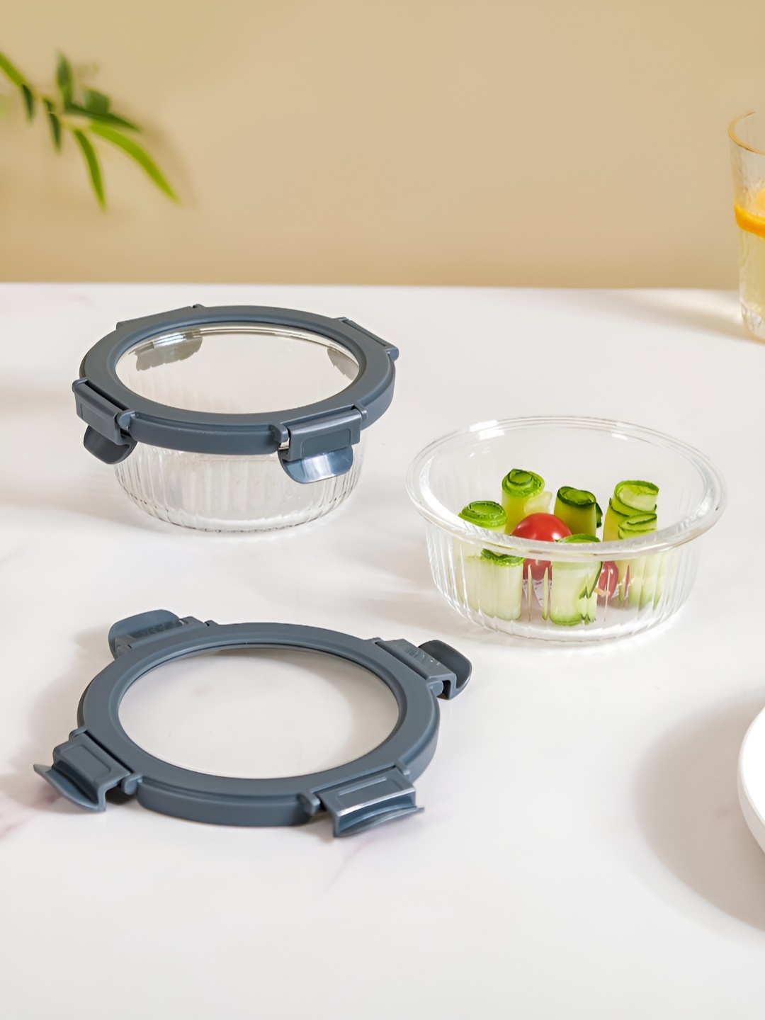 

Nestasia Transparent & Grey 2 Pieces Glass Air Tight Lunch Box 400 ml