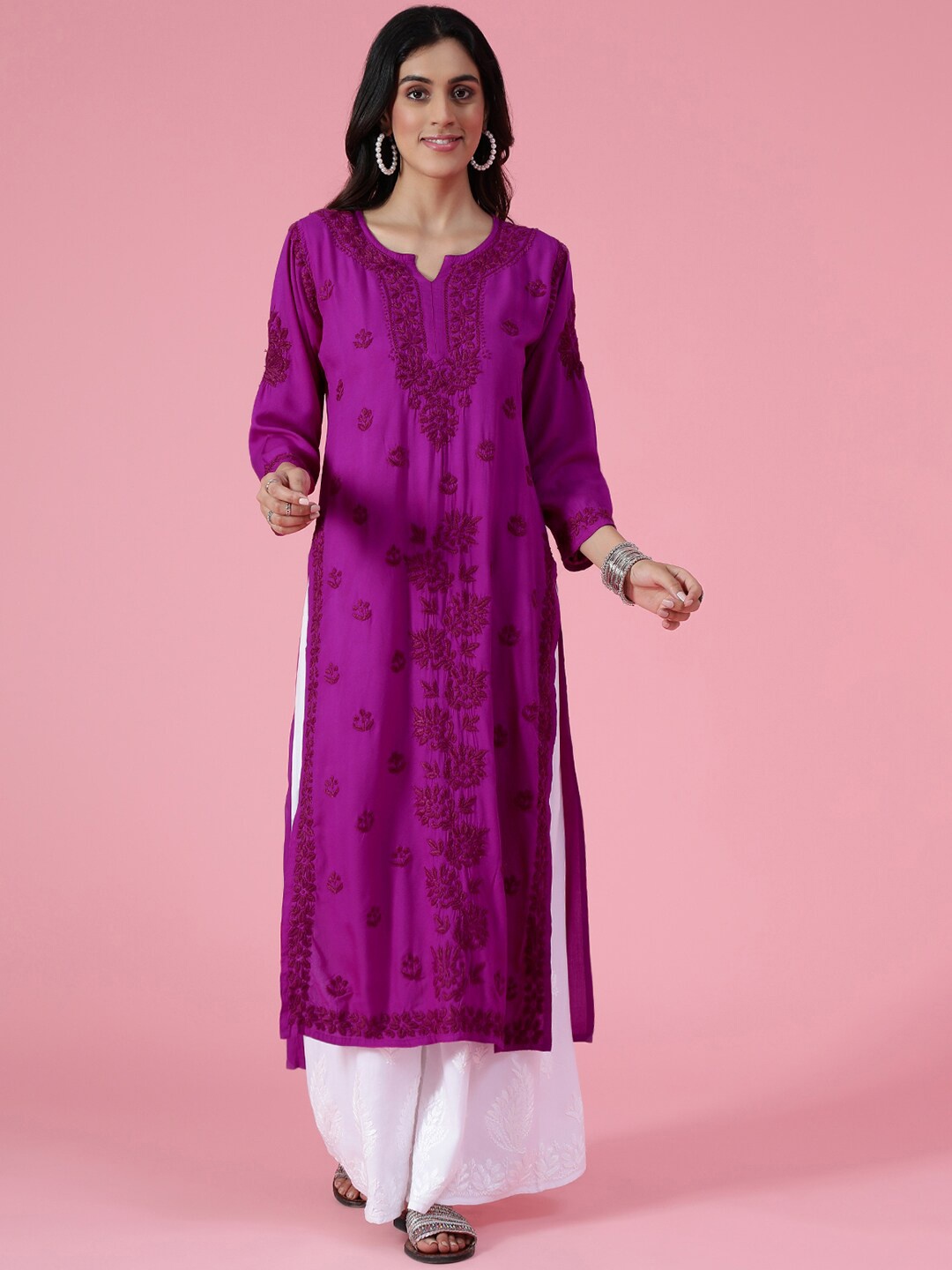 

House of Chikankari Floral Embroidered Straight Kurta, Purple