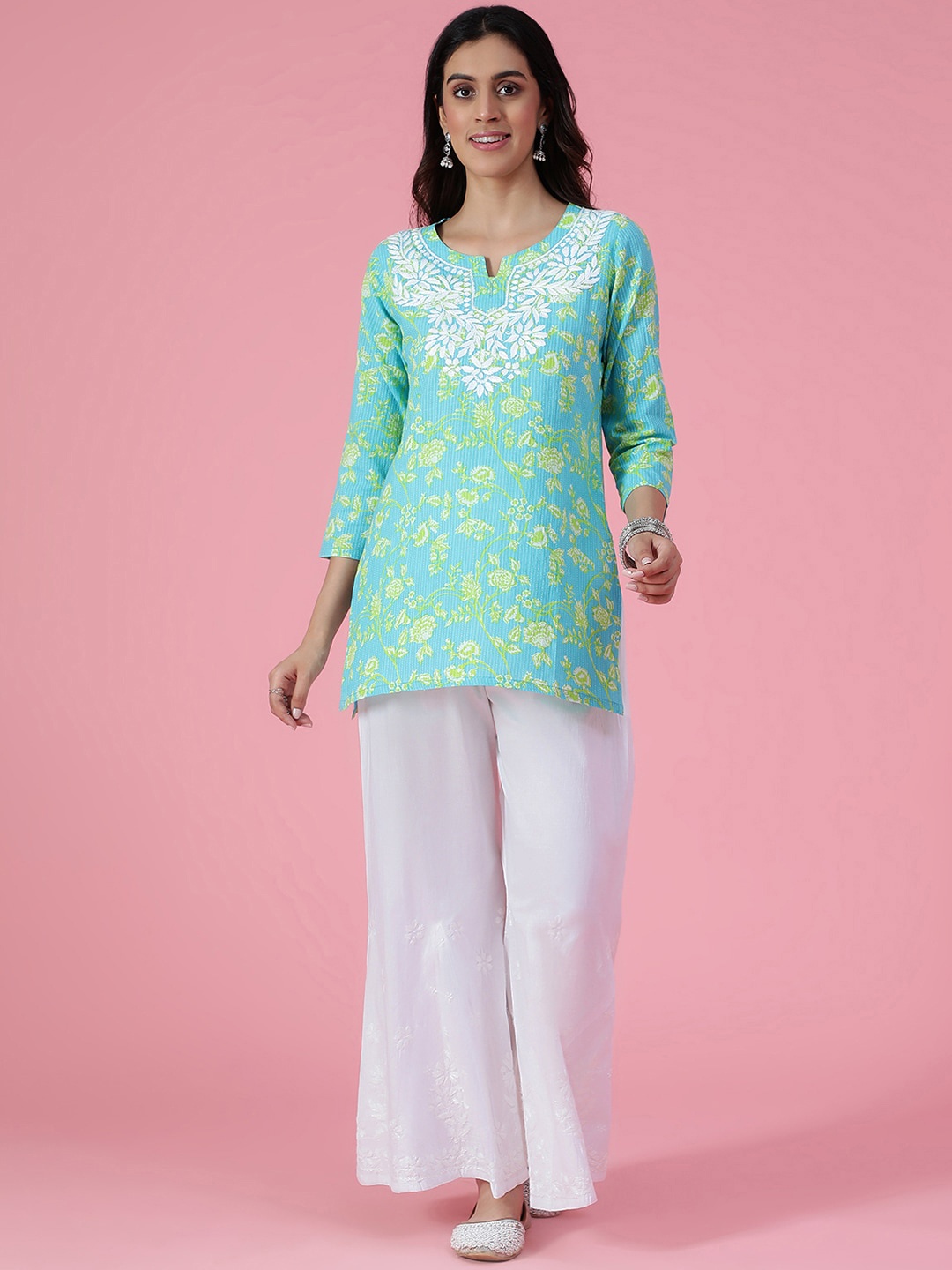 

House of Chikankari Floral Embroidered Cotton Straight Kurta, Blue