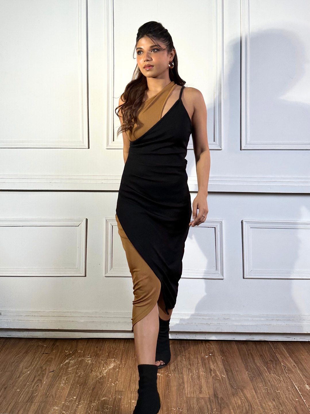 

Uptownie Stretchable Ribbed Dual-Color Dress, Black