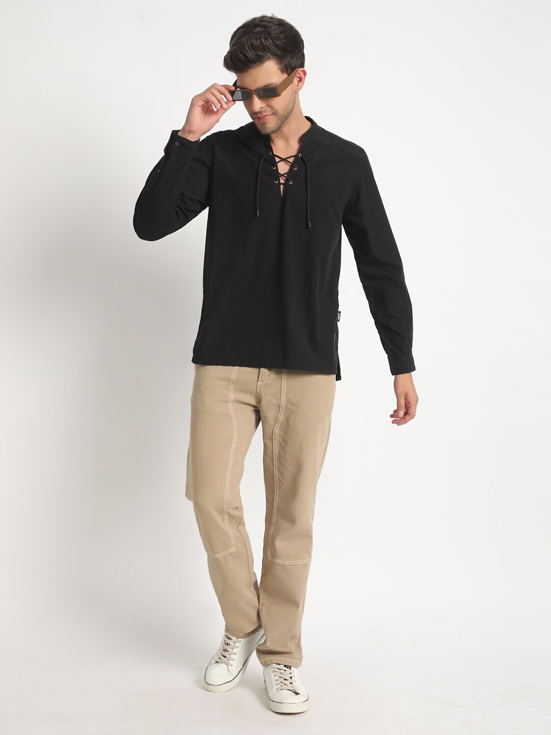 

Roadster The Lifestyle Co Pure Cotton Slim-Fit Casual Kurta, Black