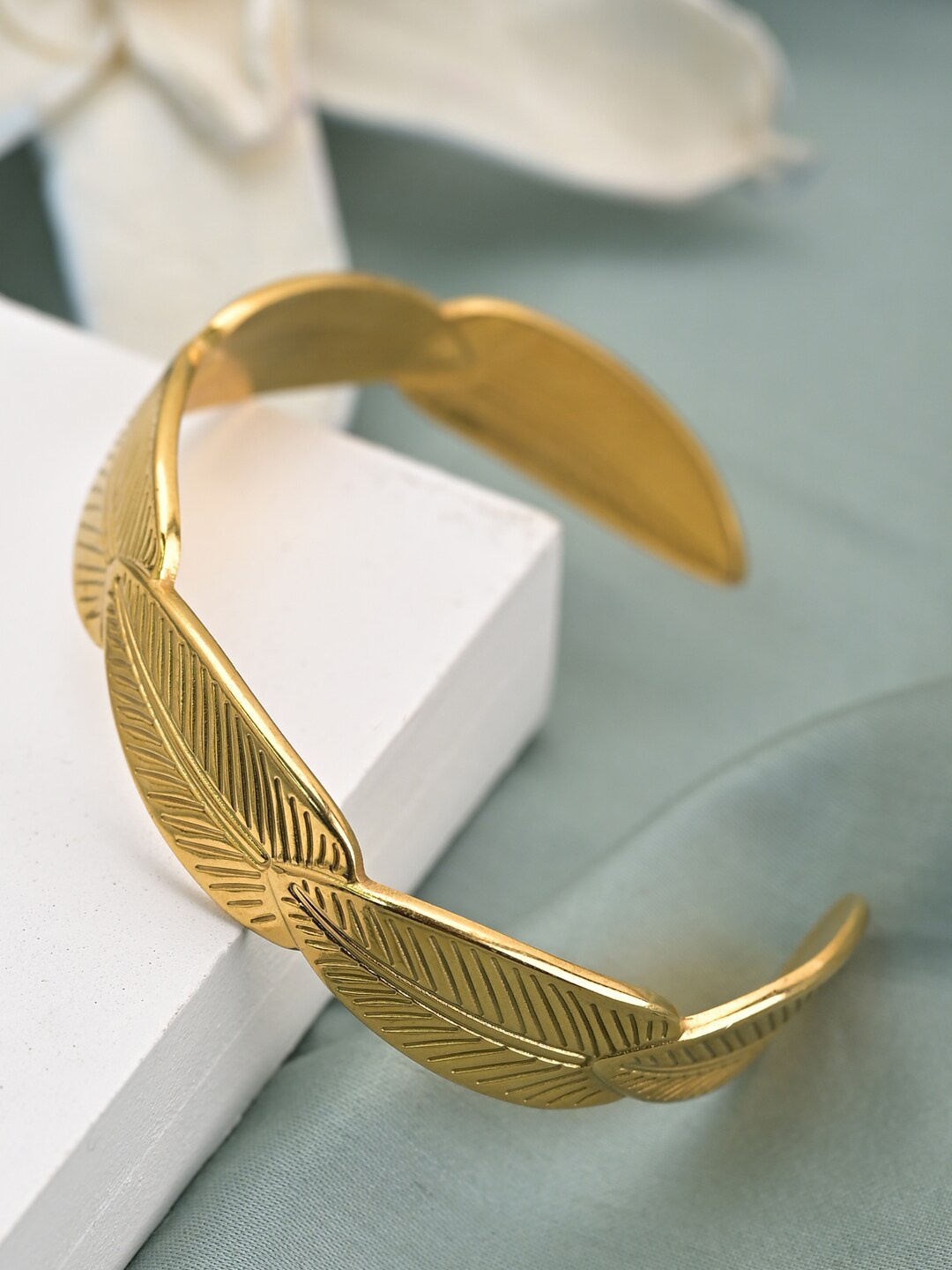 

PALMONAS Gold Plated Stainless Steel Armlet Bracelet
