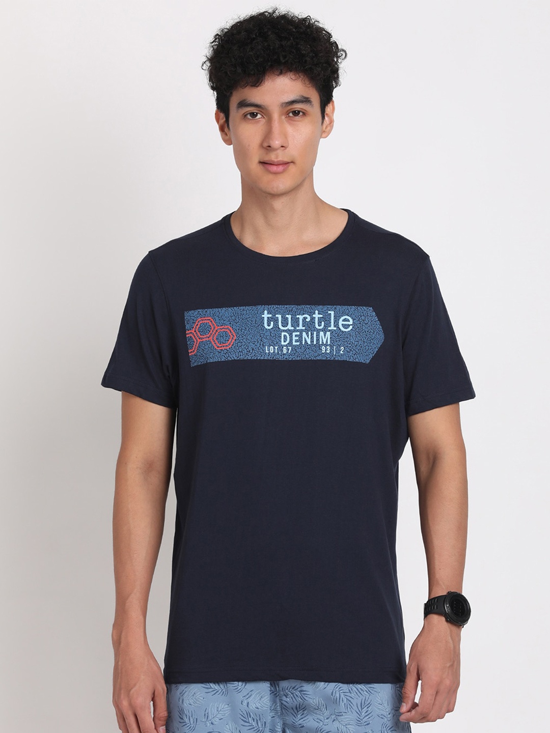 

Turtle Typography Printed Round Neck Cotton Slim Fit T-shirt, Navy blue