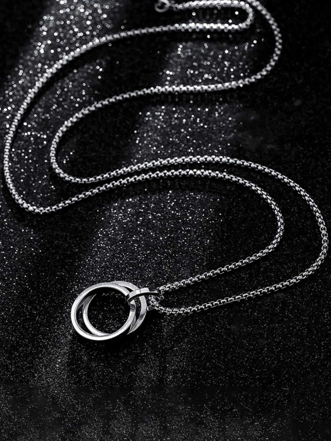 

SALTY Stainless Steel Circular Pendant with Chain, Silver