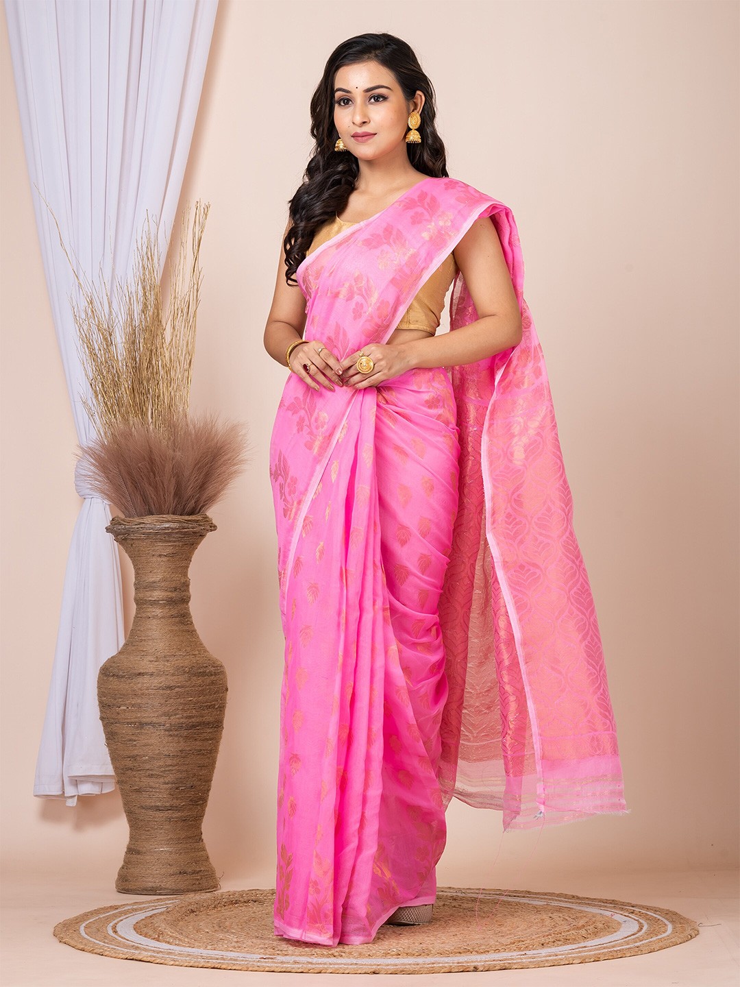 

HOUSE OF ARLI Floral Silk Cotton Jamdani Saree, Pink