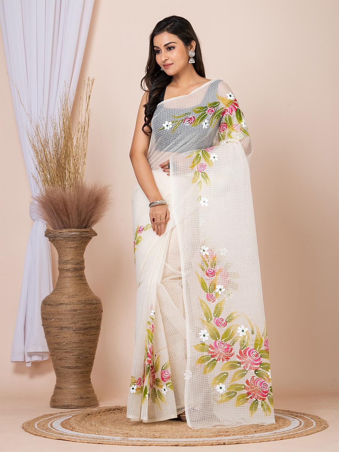 

HOUSE OF ARLI Floral Pure Cotton Saree, Off white