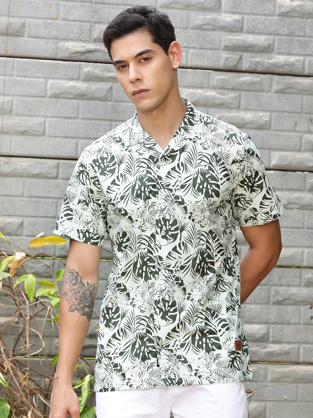 

Provogue Slim Fit Floral Cuban Collar Printed Cotton Casual Shirt, Green