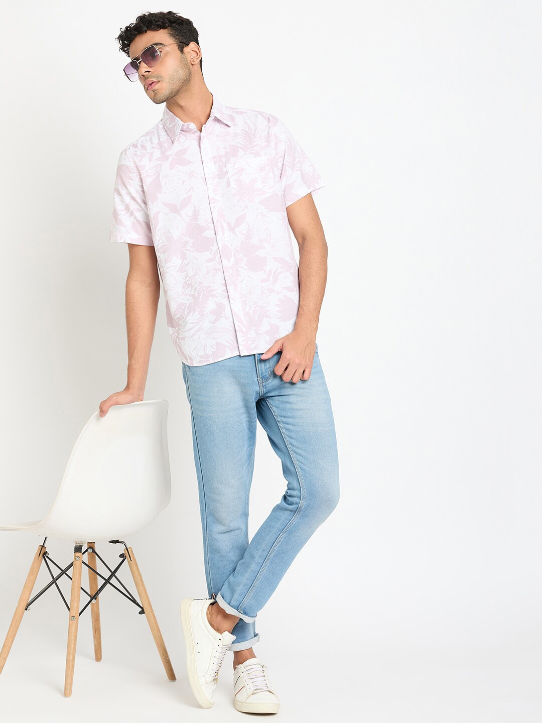 

Club York Floral Printed Spread Collar Short Sleeves Cotton Casual Shirt, Lavender
