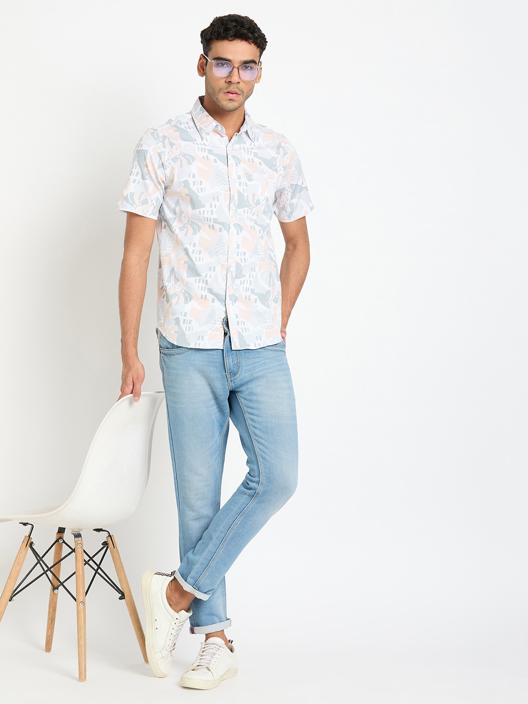 

Club York Floral Printed Spread Collar Short Sleeves Cotton Casual Shirt, Peach