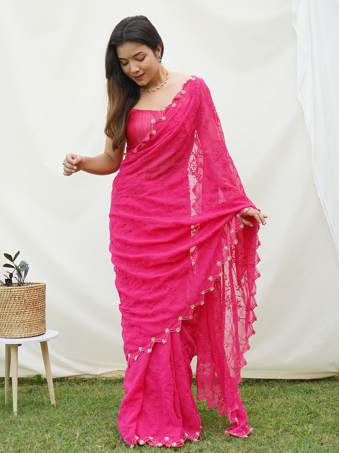 

Mitera Floral Embroidered Beads and Stones Pure Georgette Saree, Pink