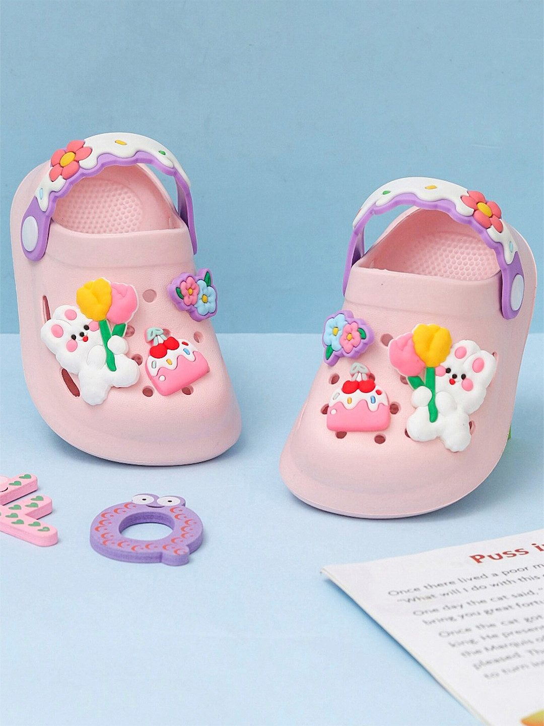 

Yellow Bee Girls Self Design Clogs, Pink