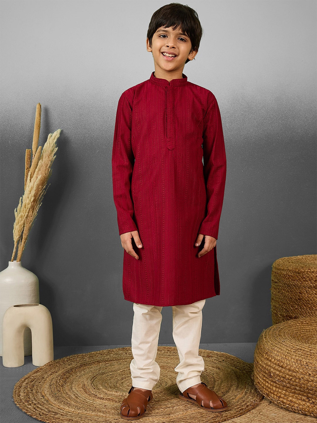 

YK Boys Embroidered Regular Chikankari Kurta with Pyjamas, Maroon