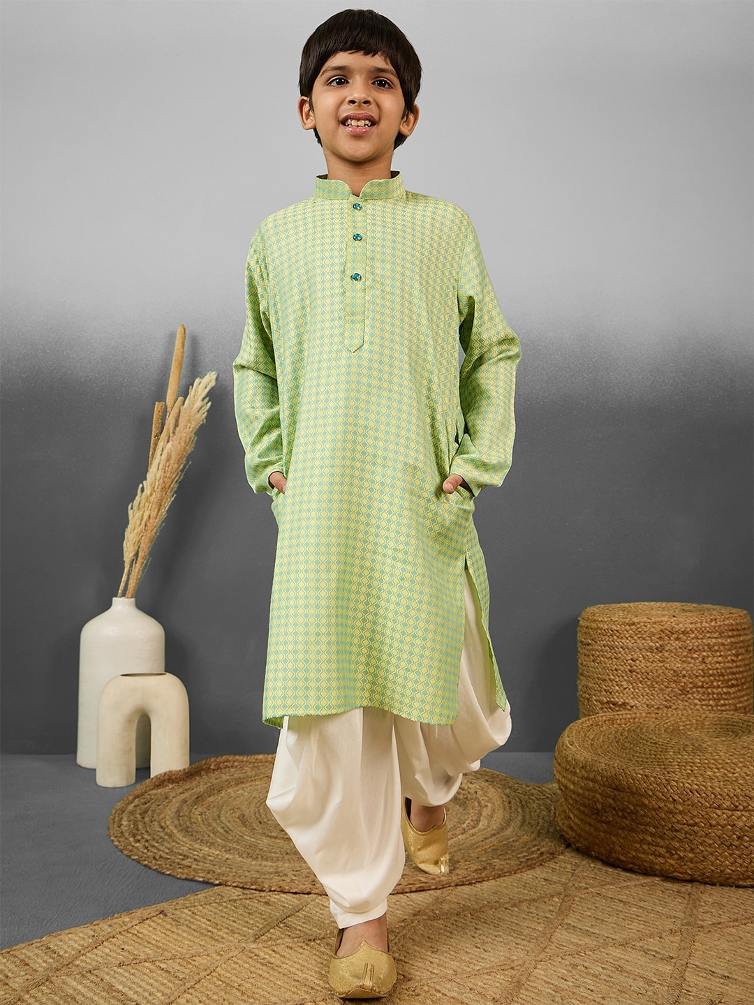 

YK Boys Ethnic Motifs Printed Straight Kurta With Dhoti Pants, Green