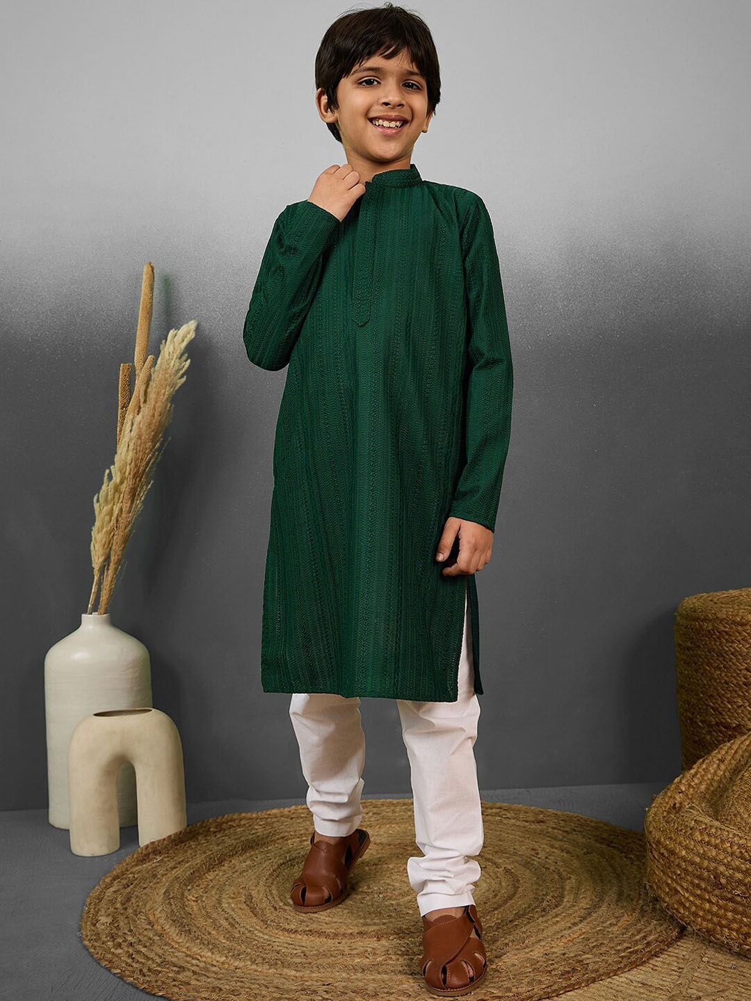 

YK Boys Embroidered Regular Chikankari Kurta with Pyjama, Green