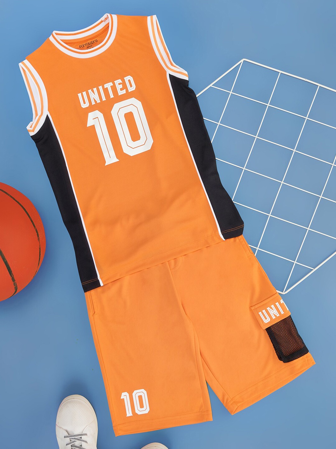 

Pantaloons Junior Boys Printed T-shirt with Shorts, Orange