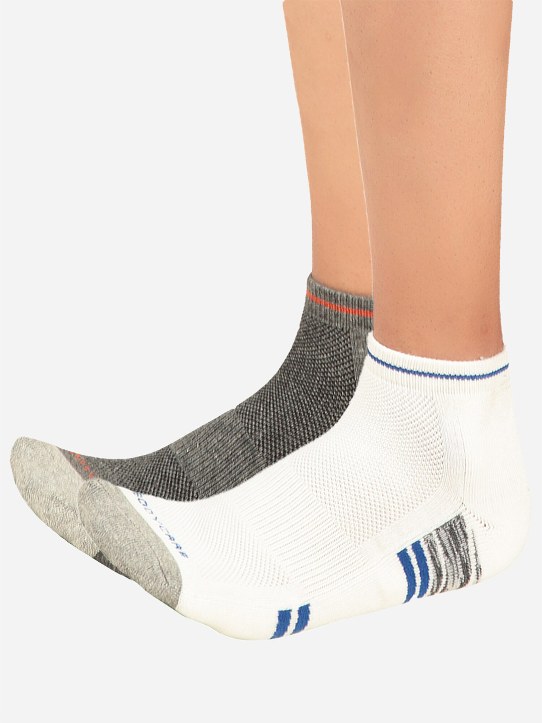 

Bodycare Men Pack Of 2 Patterned Anti Bacterial Ankle Length Socks, White