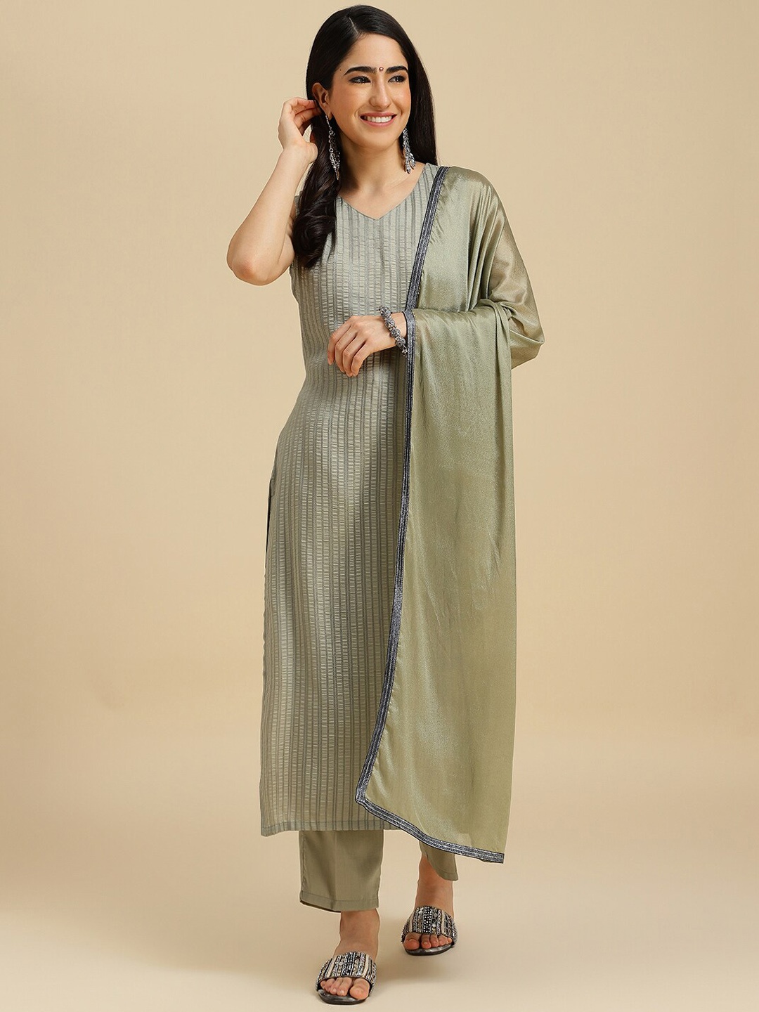 

HERE&NOW V-Neck Regular Straight Kurta with Trousers & Dupatta, Sea green