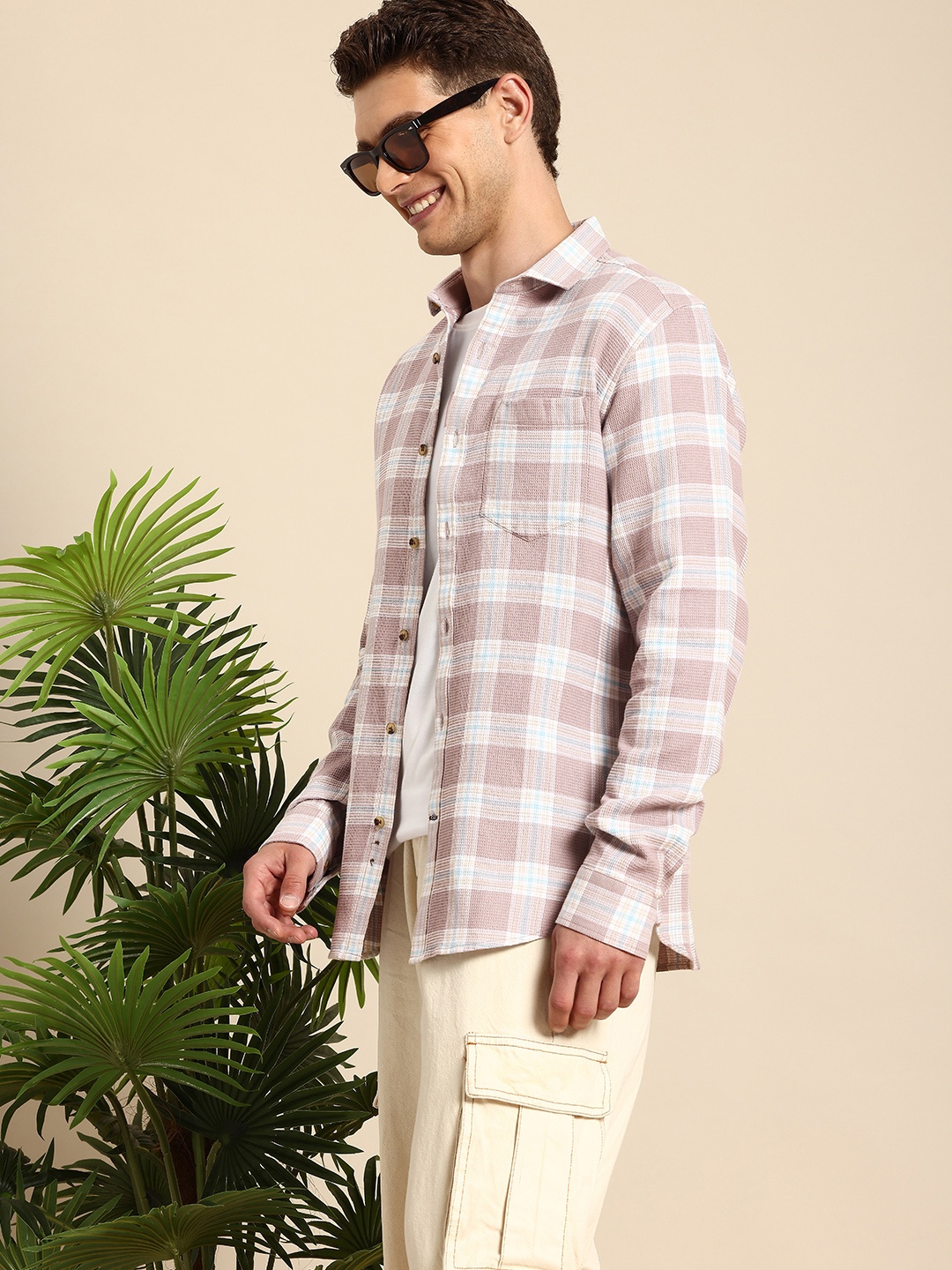 

Mast & Harbour Men Standard Checked Pure Cotton Casual Shirt, Mauve