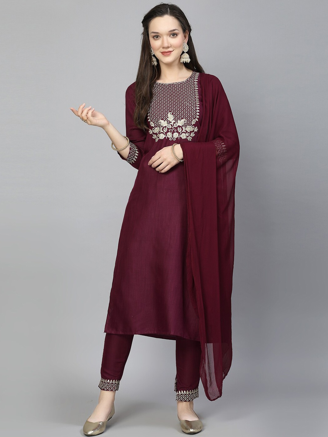 

BAESD Ethnic Motifs Embroidered Regular Sequinned Straight Kurta With Trousers & Dupatta, Purple