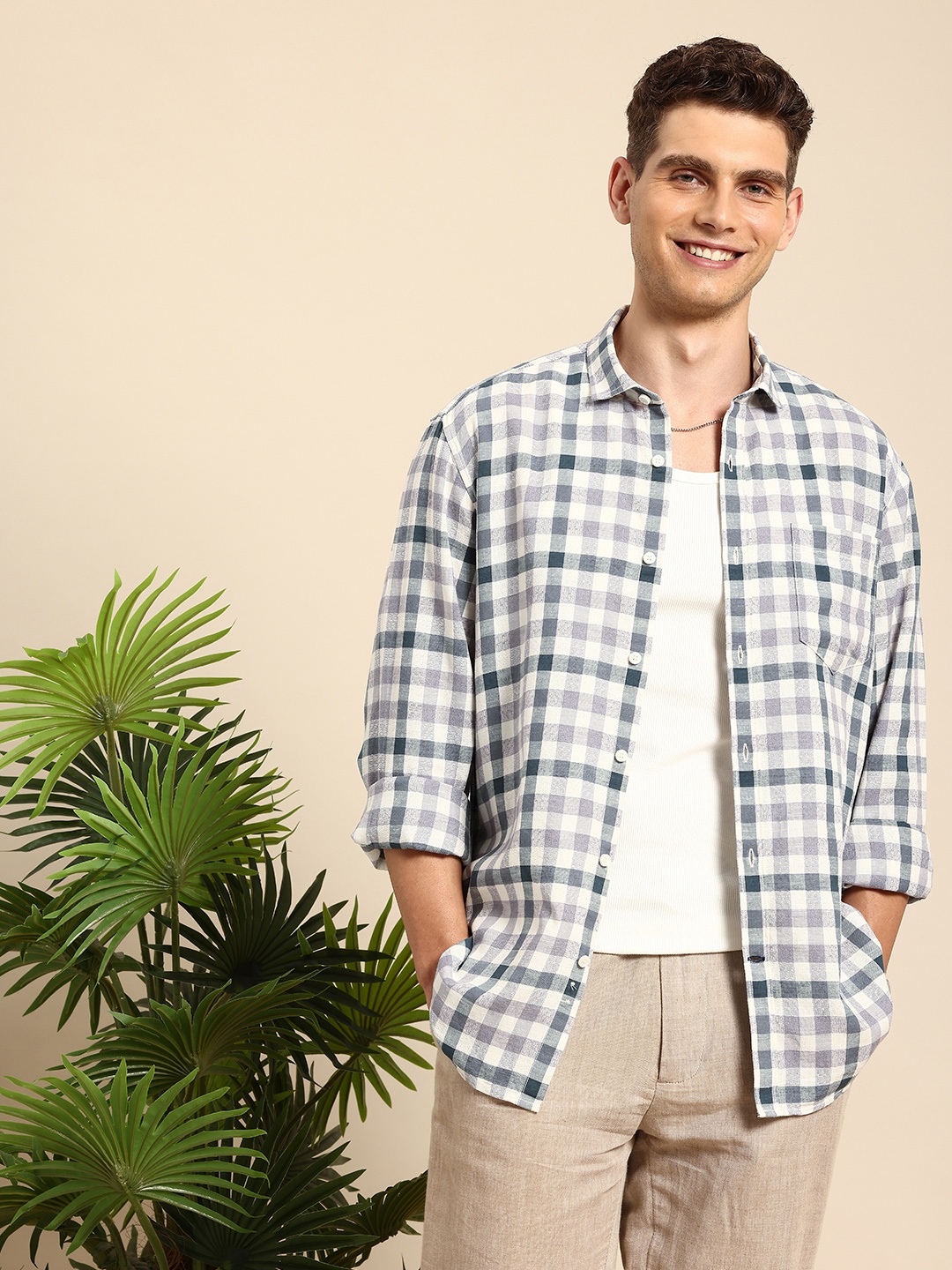 

Mast & Harbour Men Standard Checked Pure Cotton Casual Shirt, Purple