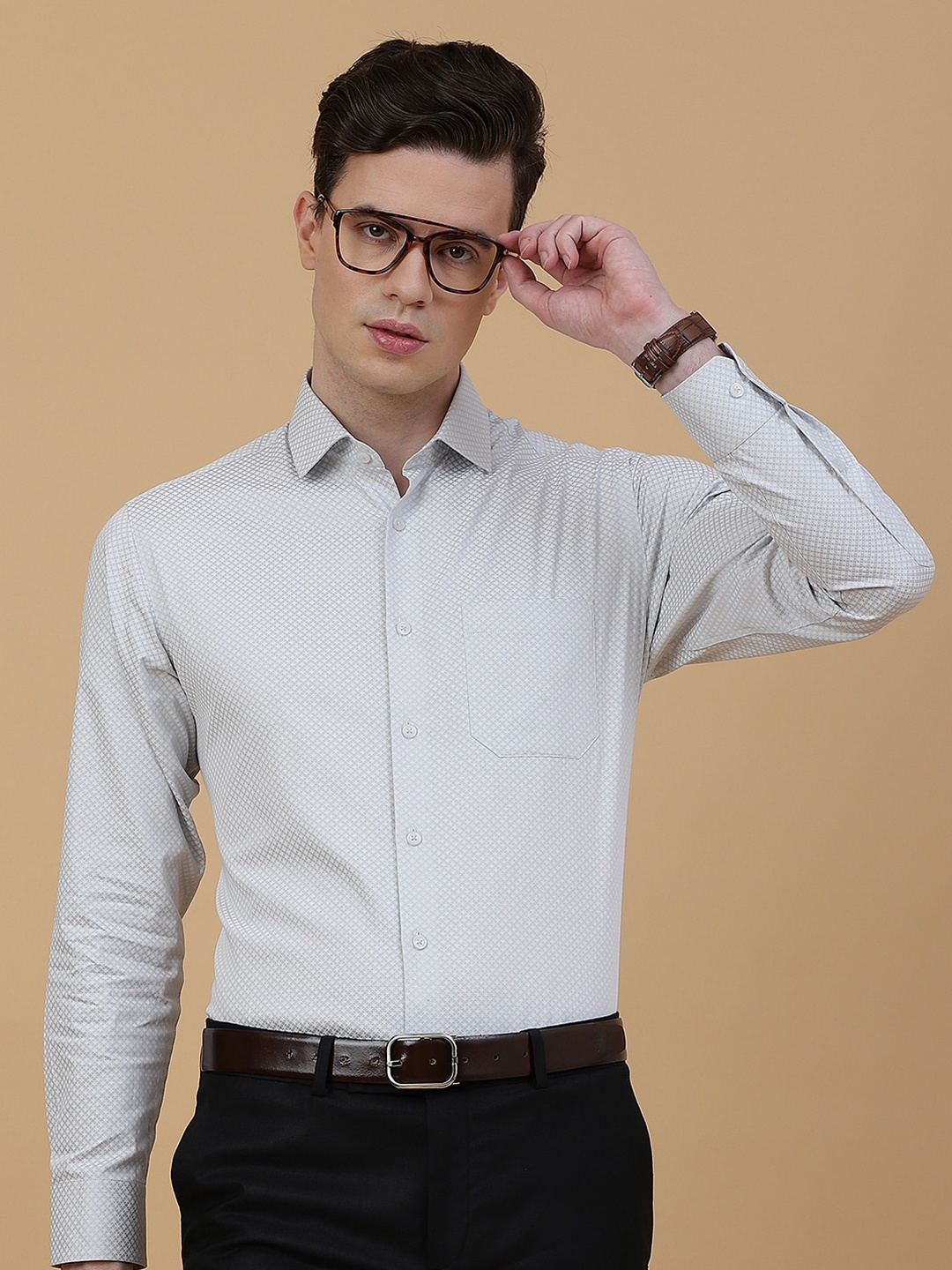 

Greenfibre Men Slim Fit Opaque Formal Shirt, Grey
