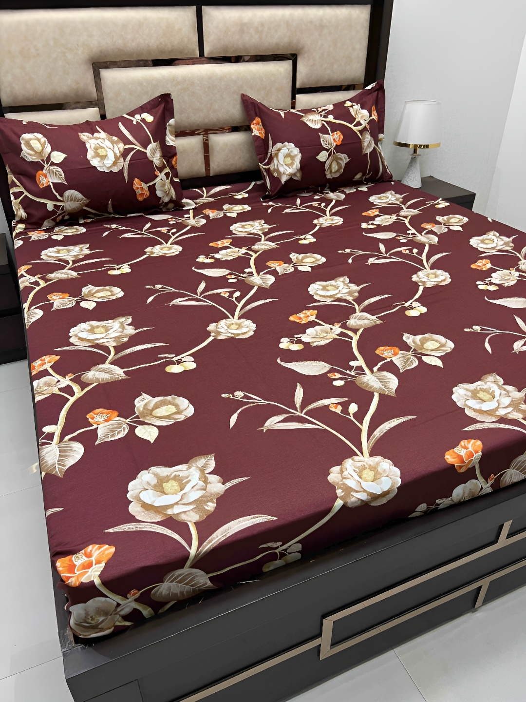 

Pure Decor Maroon & Brown Floral 330 TC Pure Cotton King Bedsheet with 2 Pillow Covers
