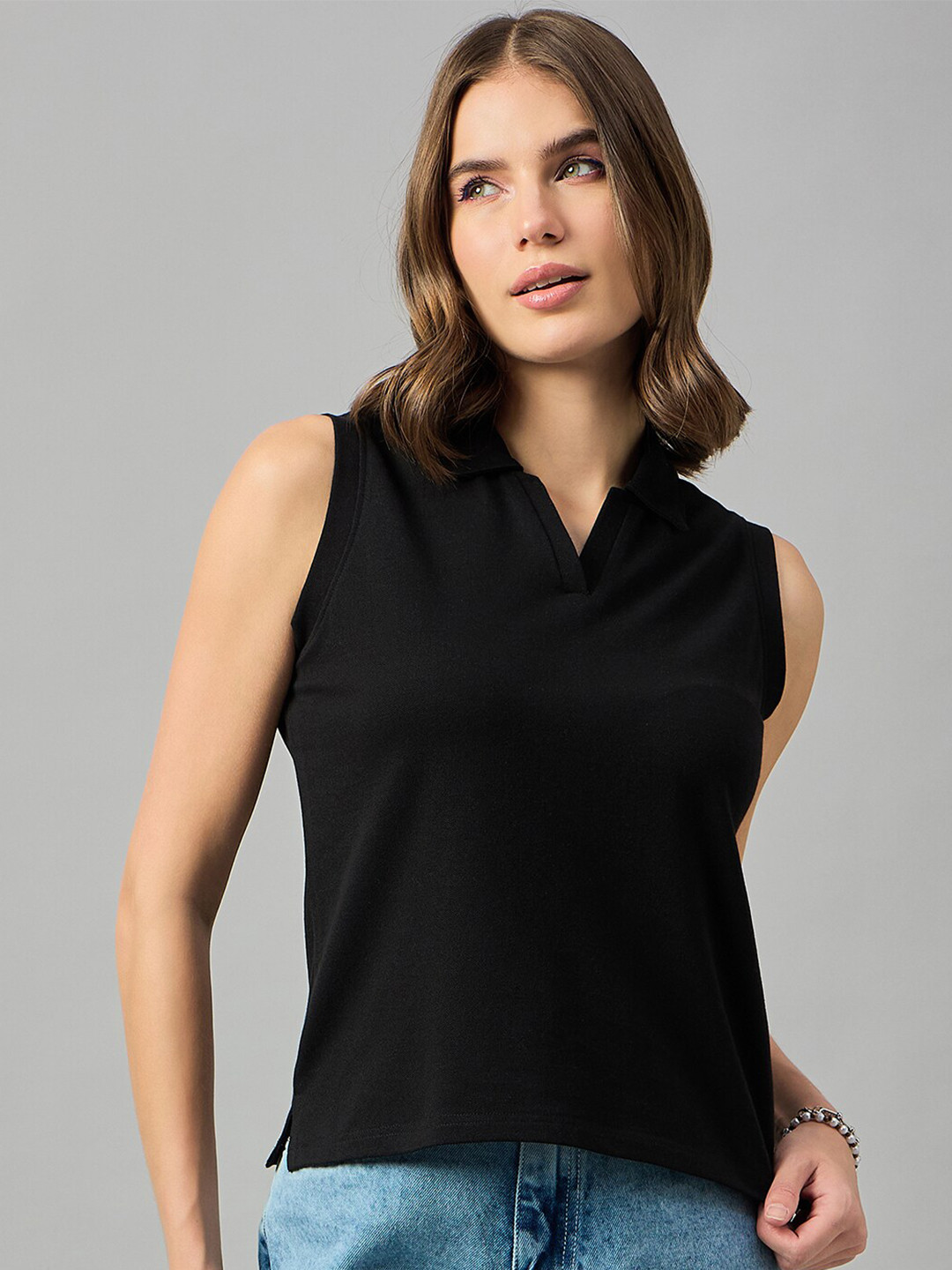 

FEMEA Polo Collar Sleeveless T-shirt, Black