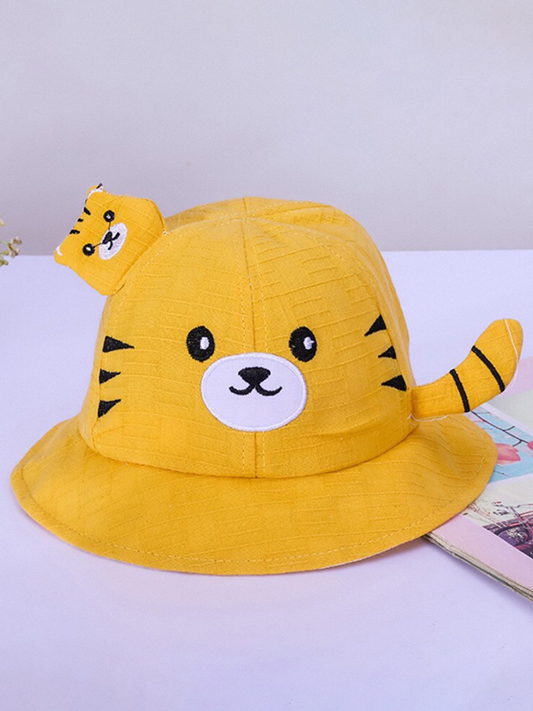 

Babymoon Unisex Kids Printed Visor Cap, Yellow