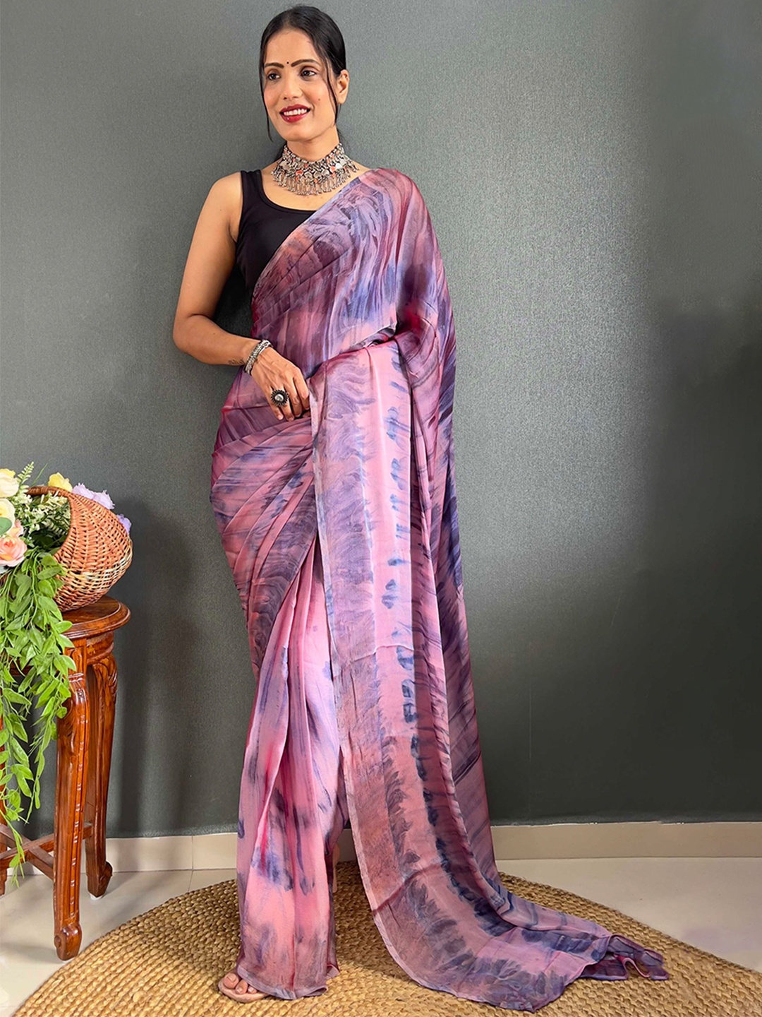 

Mitera Ombre Dyed Ready To Wear Saree, Pink