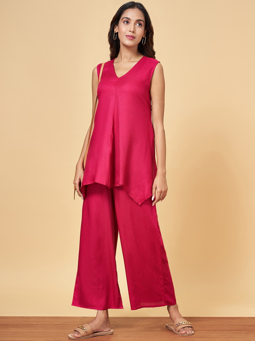 

YU by Pantaloons Self Design Tunic With Palazzos, Magenta