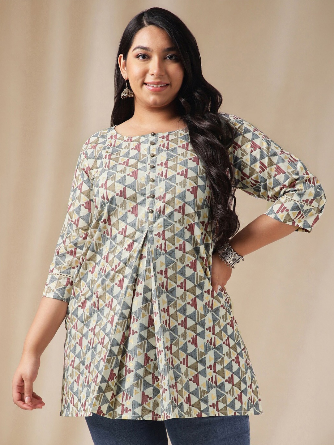 

Janasya Plus Size Geometric Printed Round Neck Cotton Tunic, Off white