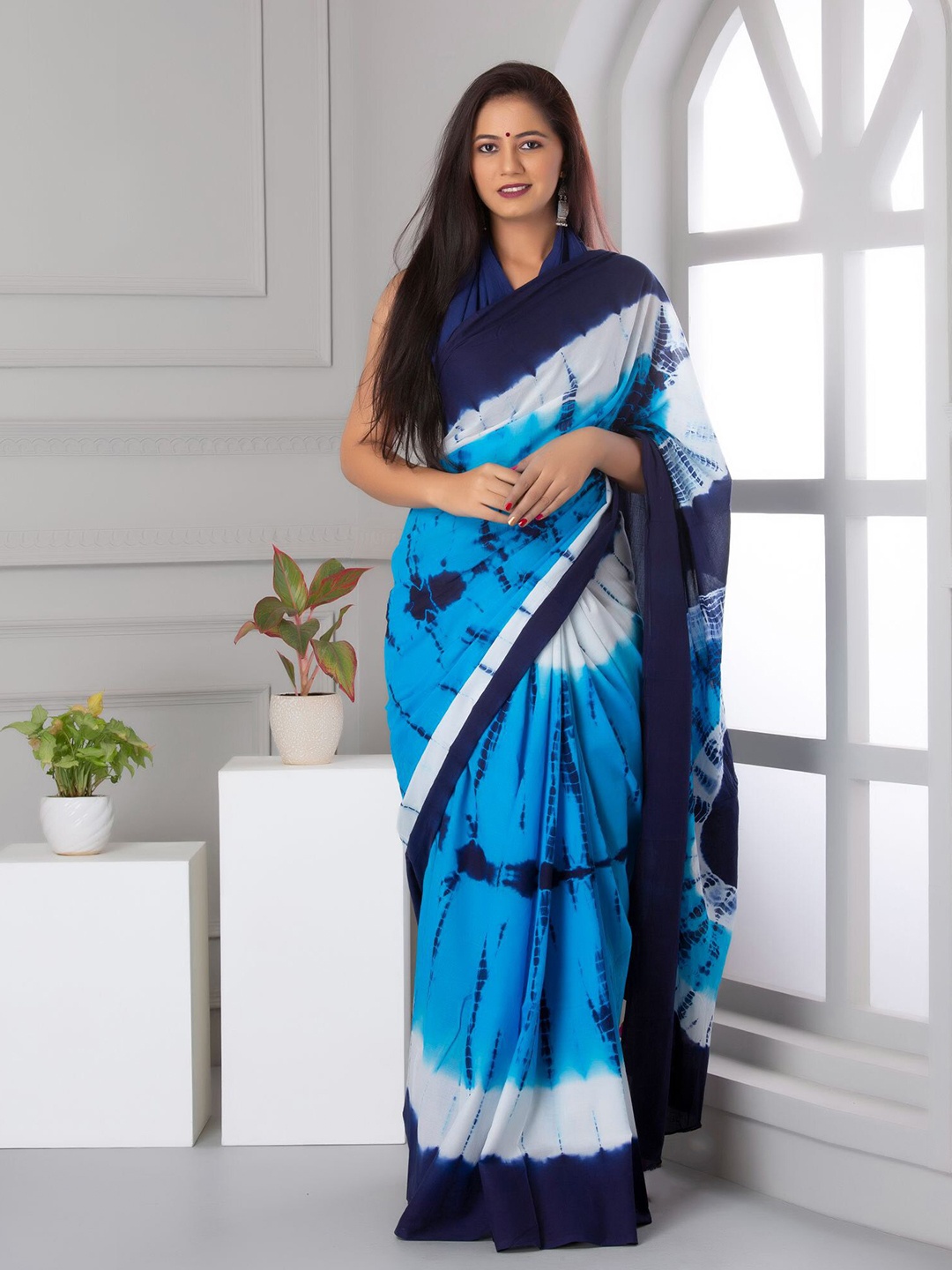 

Shivanya Handicrafts Tie and Dye Pure Cotton Block Print Saree, Blue
