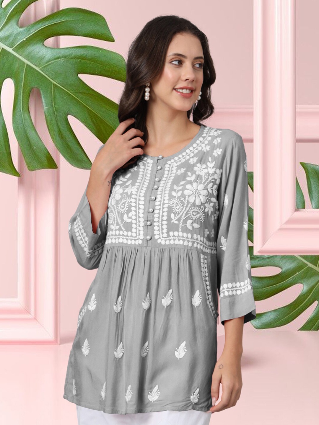 

PARAMOUNT CHIKAN Women Embroidered Lucknowi Chikankari Rayon Kurti, Grey