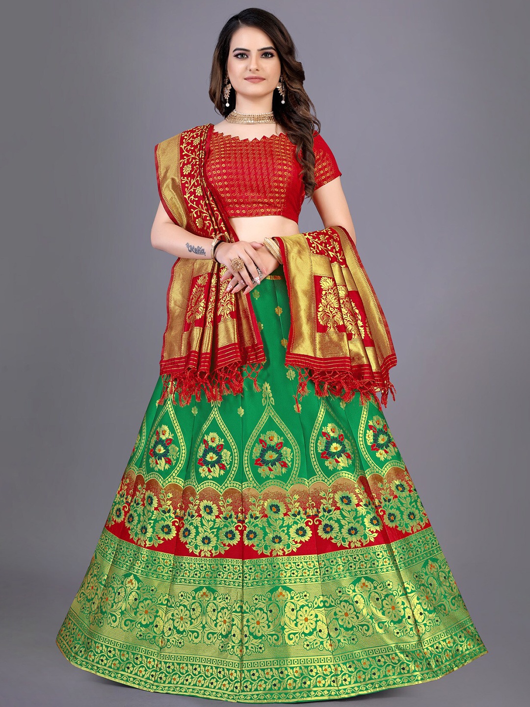 

Rujave Woven Design Semi-Stitched Lehenga & Unstitched Blouse With Dupatta, Green