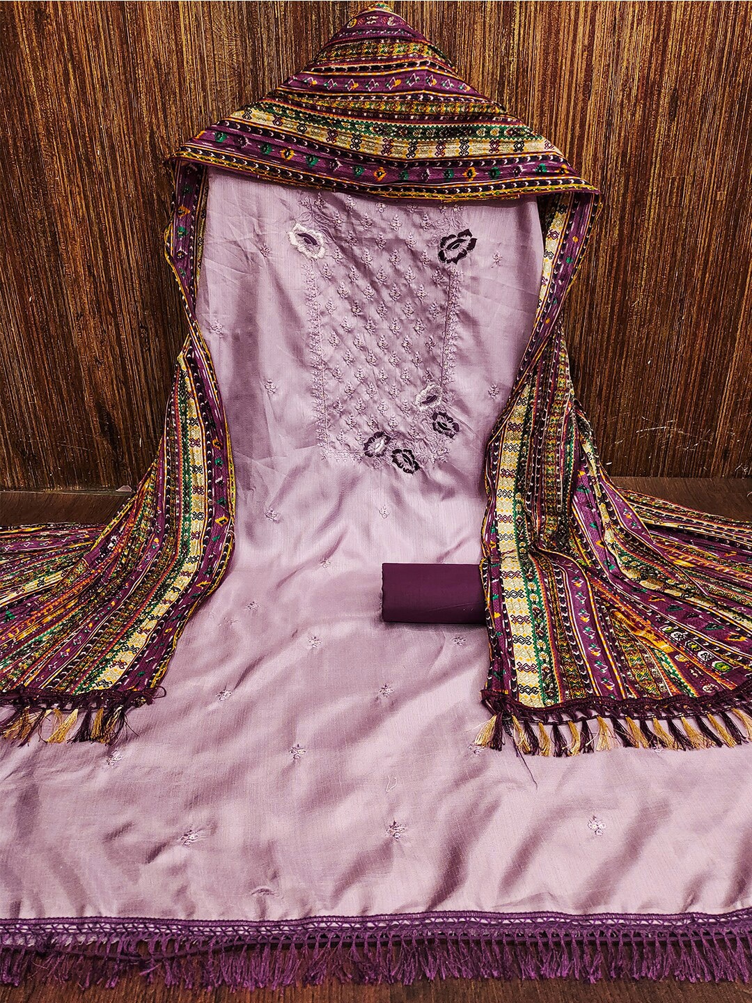 

Lilots Woven Design Unstitched Dress Material, Lavender