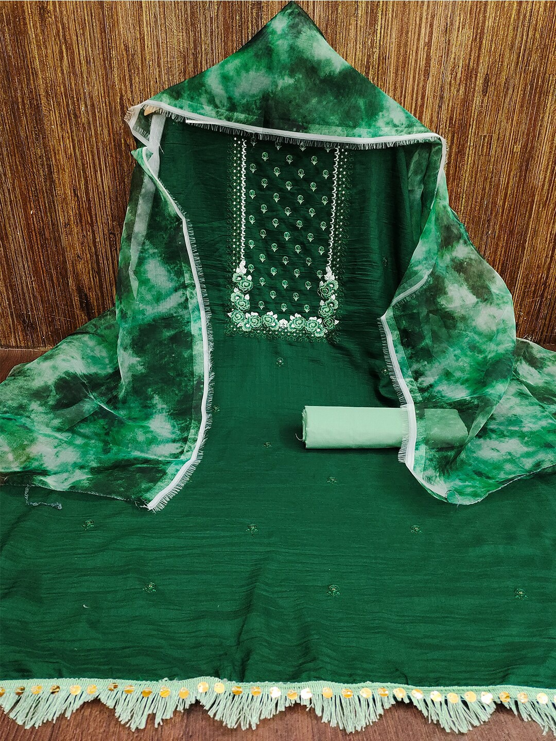 

Lilots Floral Embroidered Unstitched Dress Material, Green