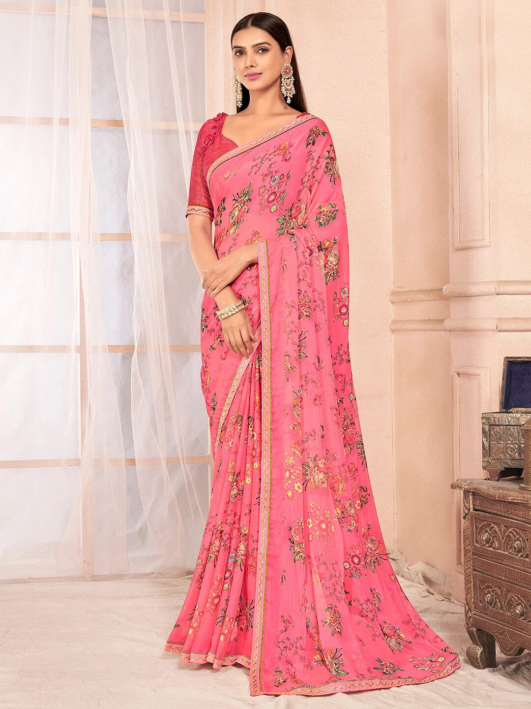 

Mitera Floral Printed Pure Chiffon Ikat Saree, Peach