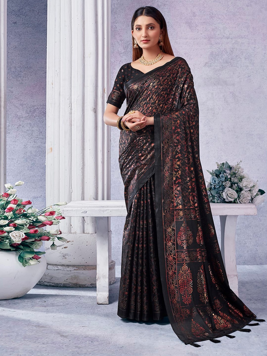 

Mitera Printed Saree, Black
