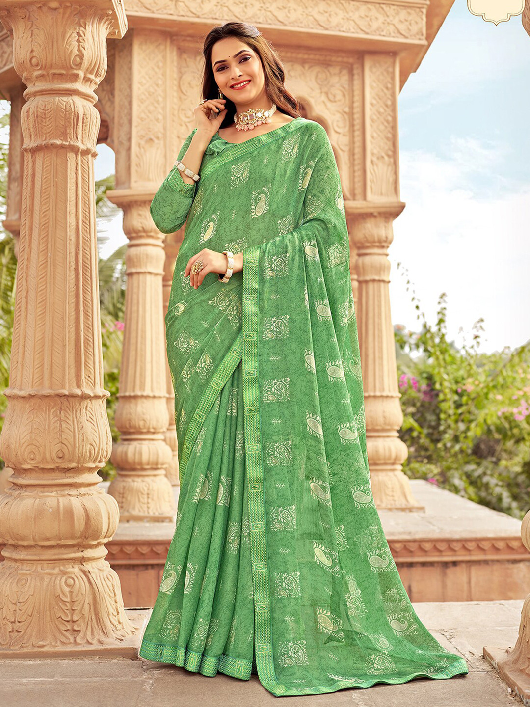 

Mitera Paisley Printed Woven Design Saree, Green