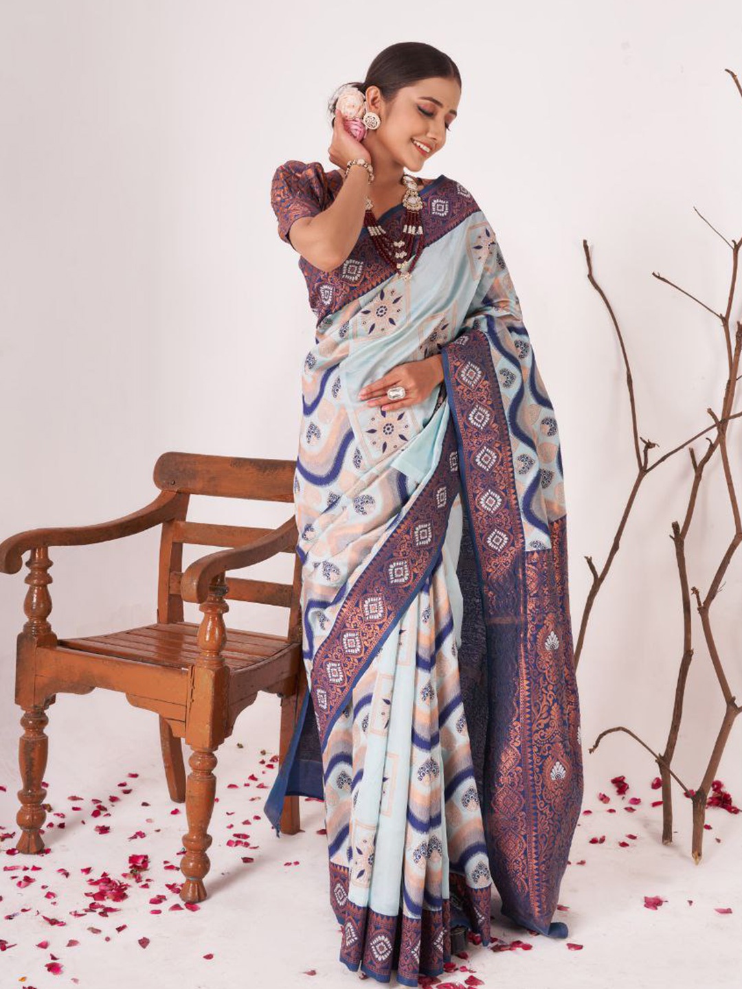 

Marziyaa Woven Design Zari Silk Cotton Banarasi Saree, Beige