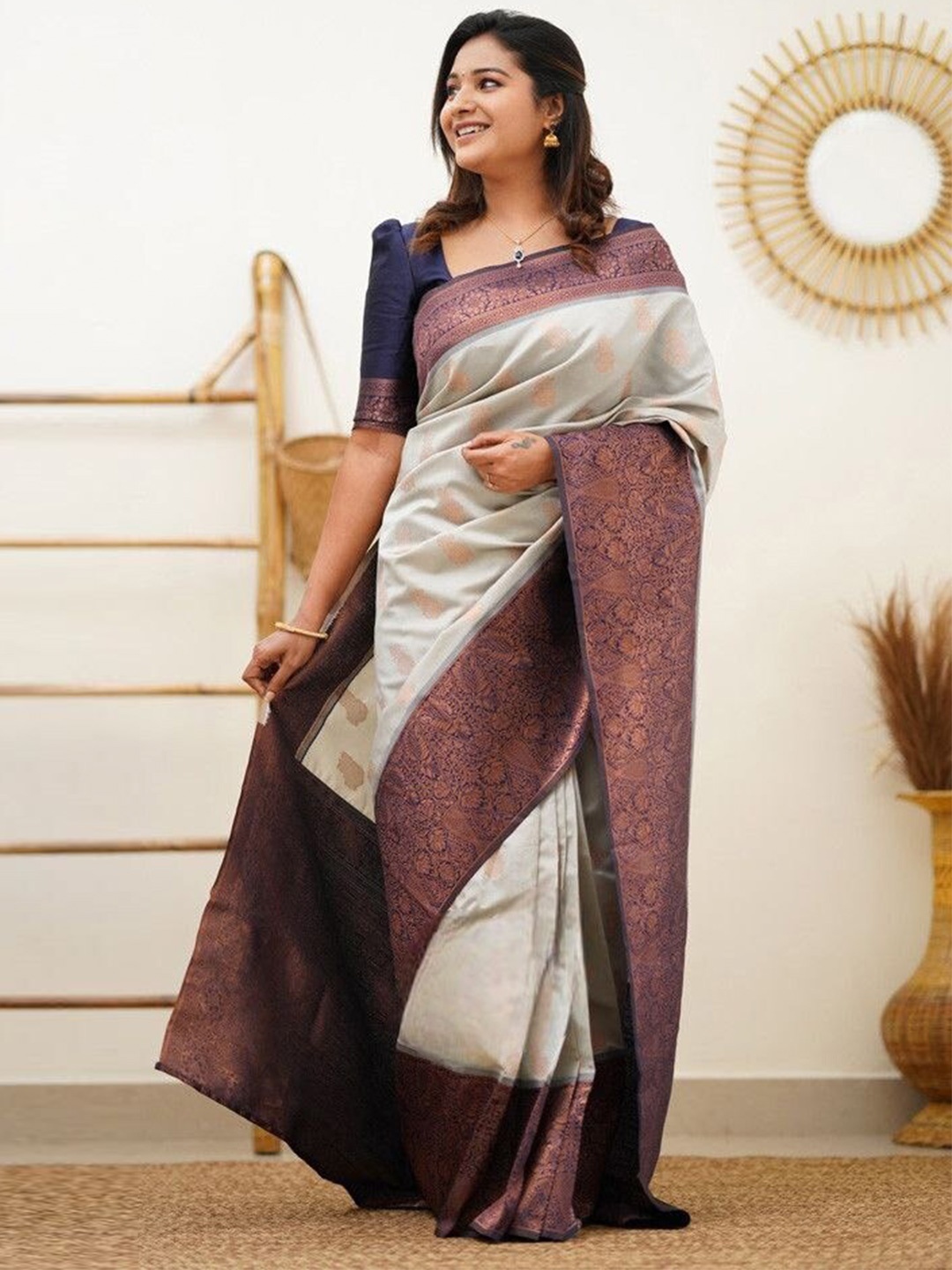 

Marziyaa Ethnic Woven Design Zari Silk Cotton Banarasi Saree, Grey