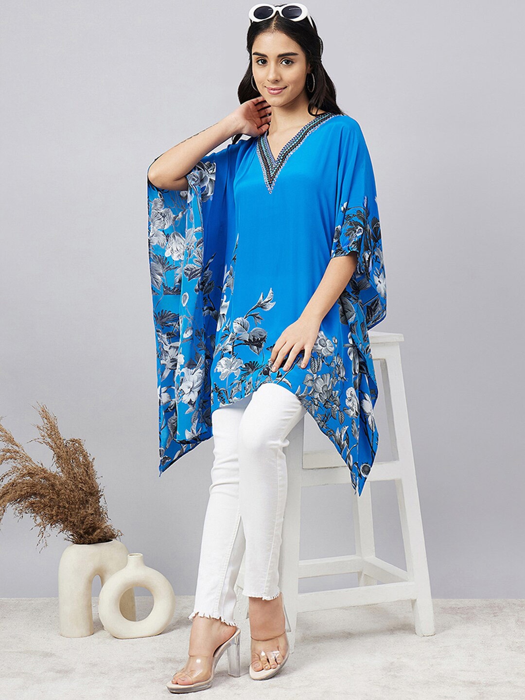 

First Resort by Ramola Bachchan Floral Printed V-Neck Kimono Sleeves Kaftan Dress, Blue