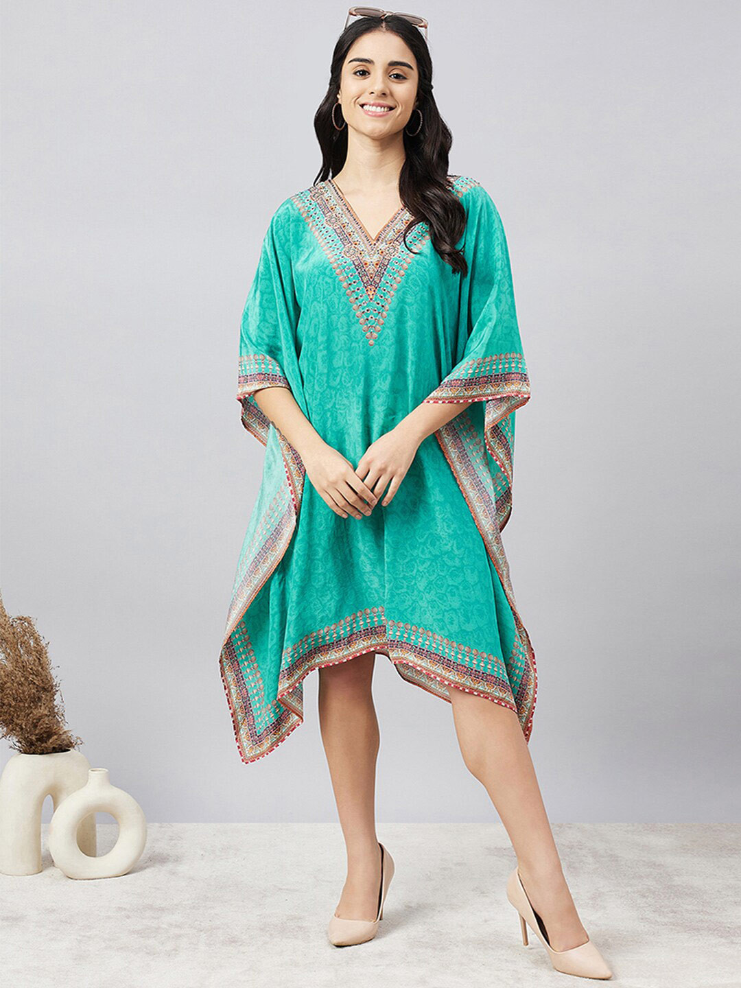 

First Resort by Ramola Bachchan Ethnic Motifs Printed V-Neck Kimono Sleeves Kaftan Dress, Green