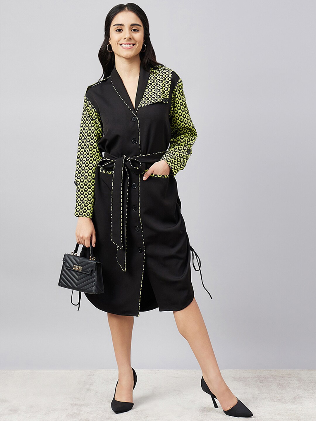 

First Resort by Ramola Bachchan Geometric Printed Shirt Collar Straight Shirt Midi Dress, Black