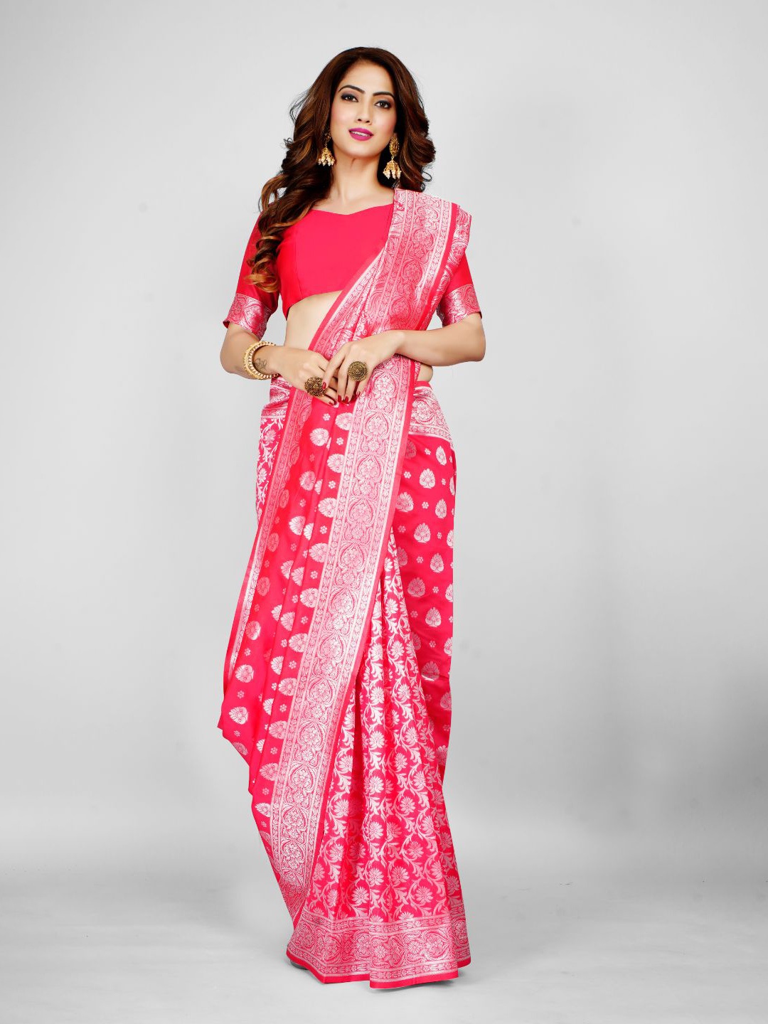 

Aagiri Ethnic Motifs Woven Design Zari Banarasi Saree, Pink